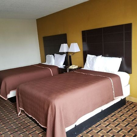 Knights Inn Midland Esterno foto
